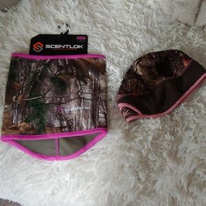 Scentlok facemask and ponytail beanie